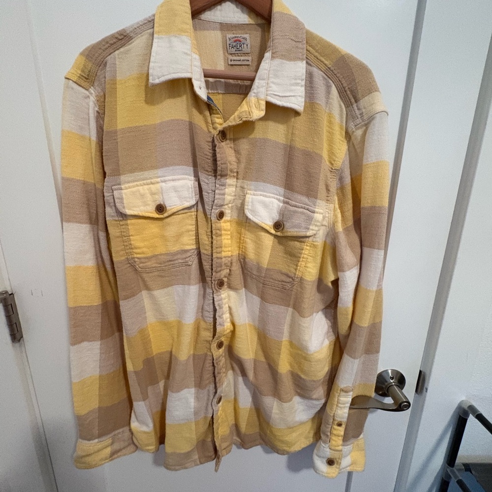 Faherty Yellow and Beige Plaid Button-Up Shirt